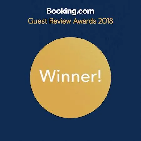 High In The Sky Apartment *