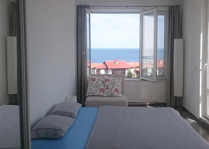 High In The Sky 公寓 索佐波尔